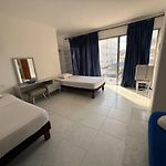 Hotel Toledo Fl