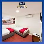 Hotel Toledo FL